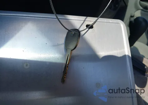 2004 Saturn Ion 1 from USA, damaged, VIN 1G8AG52F54Z133475